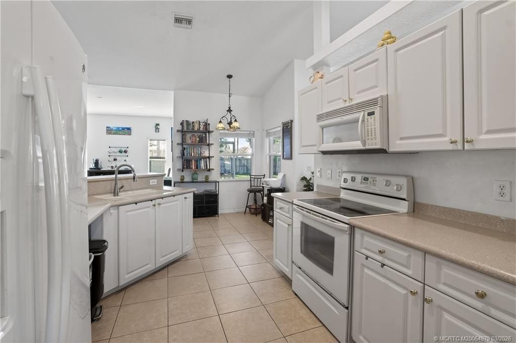 532 SE Ron Rico Terrace, Port Saint Lucie, FL 34983 Photo