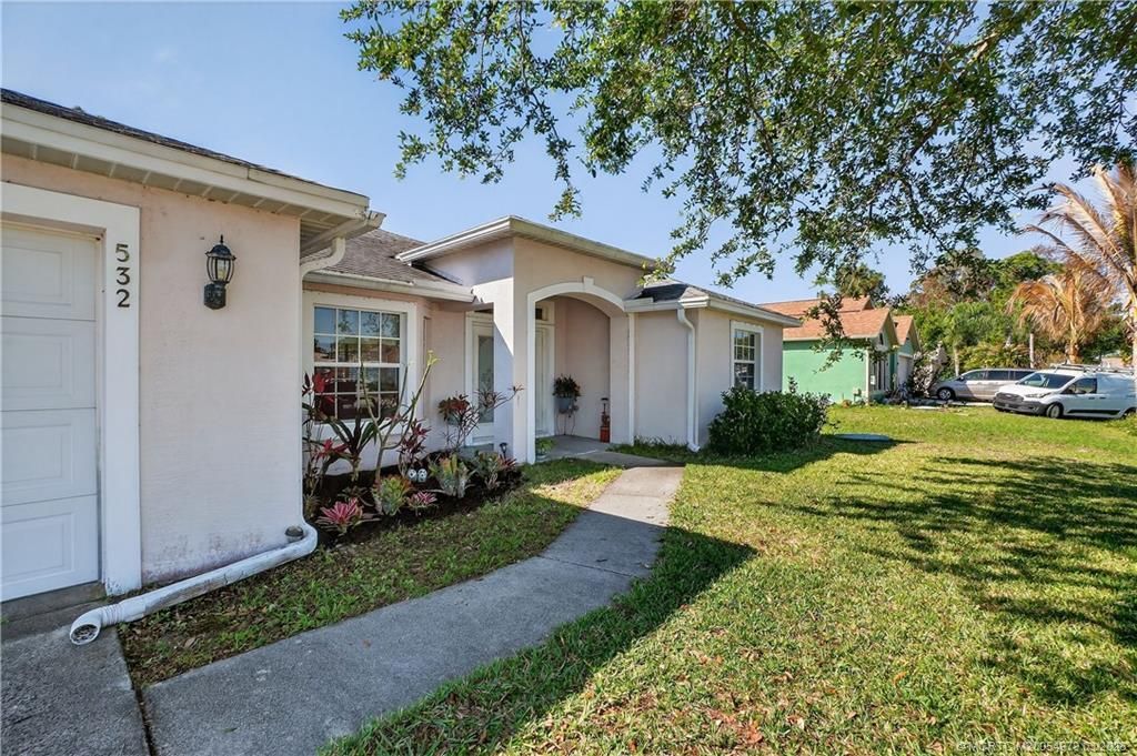 532 SE Ron Rico Terrace, Port Saint Lucie, FL 34983 Photo