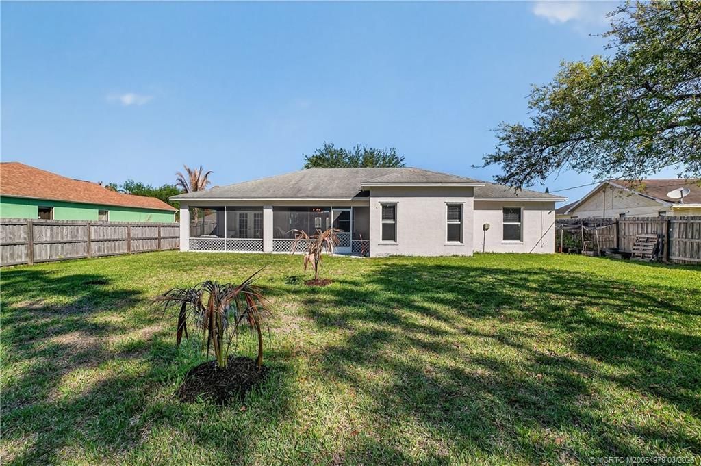 532 SE Ron Rico Terrace, Port Saint Lucie, FL 34983 Photo