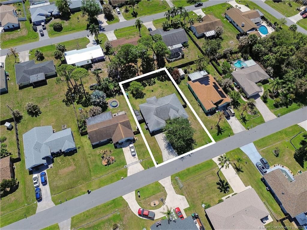 532 SE Ron Rico Terrace, Port Saint Lucie, FL 34983 Photo