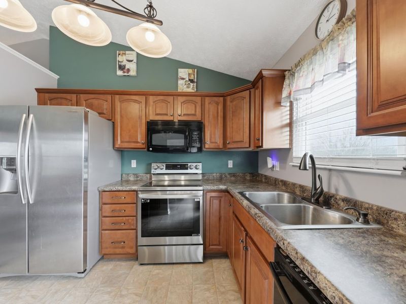 602 Brookwood Drive, Alexandria, KY 41001 Photo 12