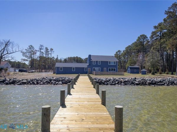 199 Foxwells Lane , White Stone, VA 22578