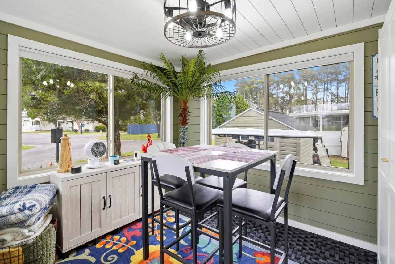 1413 Circle Dr. Photo 17