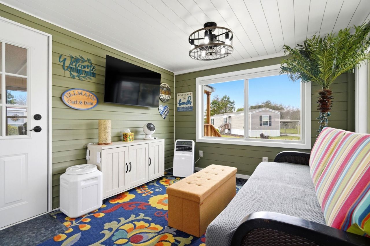 1413 Circle Dr. Photo 18