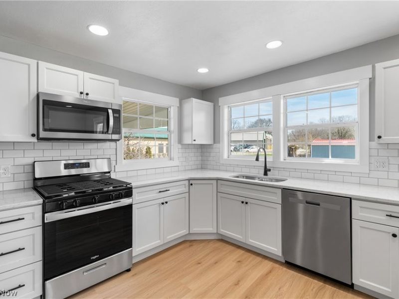 42 Ohio Street SW, Navarre, OH 44662 Photo 11