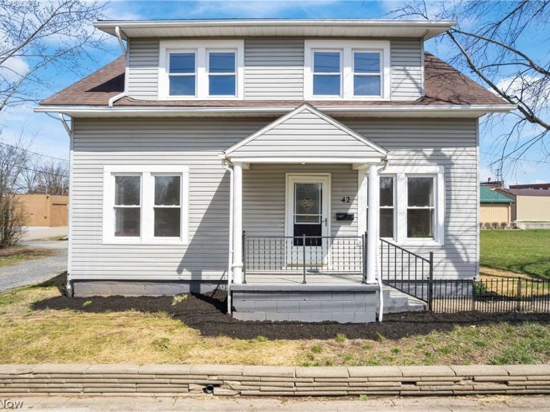 42 Ohio Street SW, Navarre, OH 44662 Photo 2