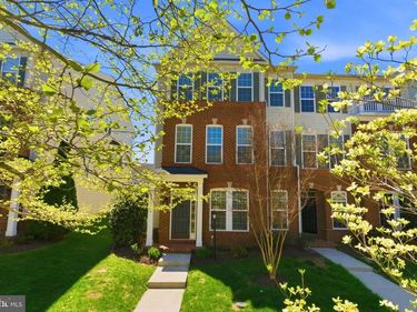 43676 CHICACOAN CREEK SQUARE, LEESBURG, VA 20176