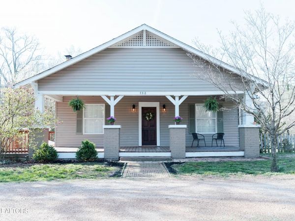 2312 Cedar Lane, Knoxville, TN 37918