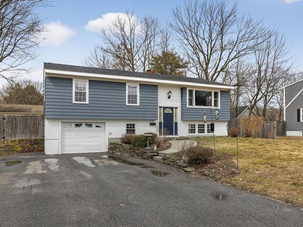 14 Spruce Lane, Gorham, ME 04038