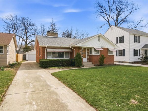 312 Le Grande Boulevard, Aurora, IL 60506