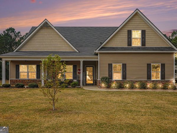 239 Dixon Circle, Williamson, GA 30292