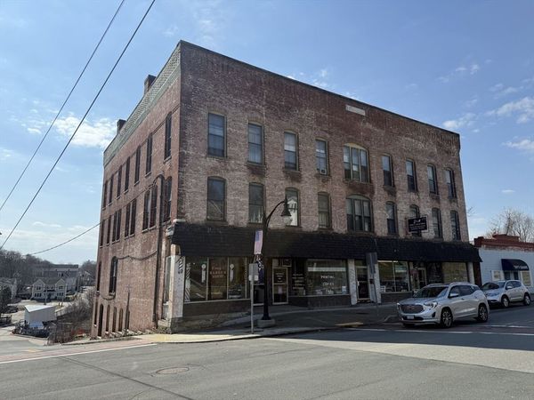 106 Main St, Spencer, MA 01562