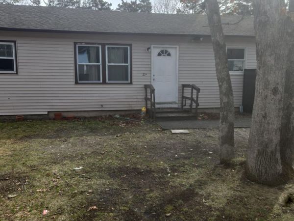 27 Panamoka Trail , Ridge, NY 11961