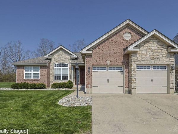 704 Oak Forest Drive, Hamilton Twp, OH 45152