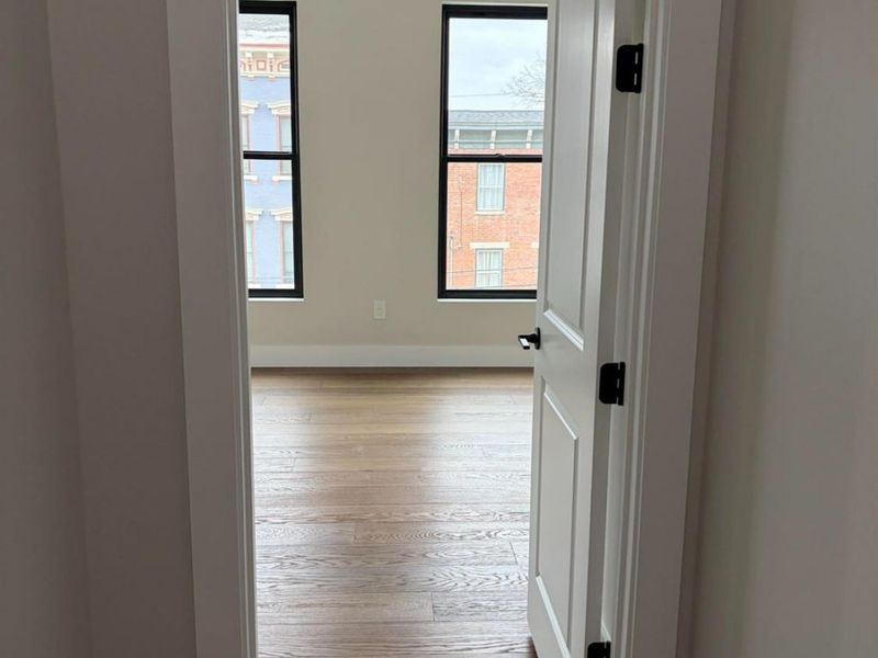 148 Mulberry Street, Cincinnati, OH 45202 Photo 15