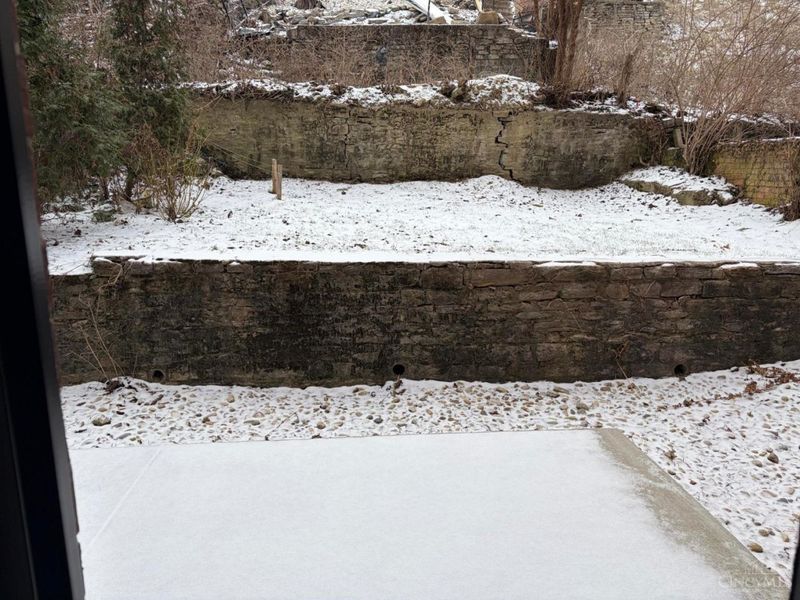 148 Mulberry Street, Cincinnati, OH 45202 Photo 4