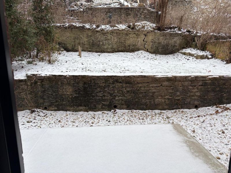 148 Mulberry Street, Cincinnati, OH 45202 Photo 4