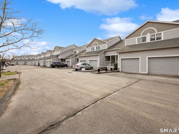 675 Newfield, Unit 2, Middletown, CT 06457