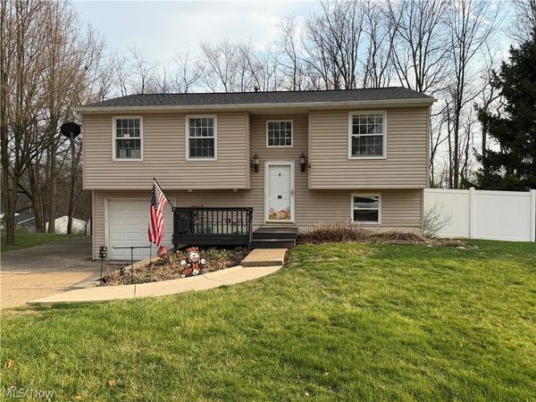 2213 Oak Avenue SE, Massillon, OH 44646