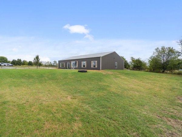 1981 Robinson Road , Clever, MO 65631