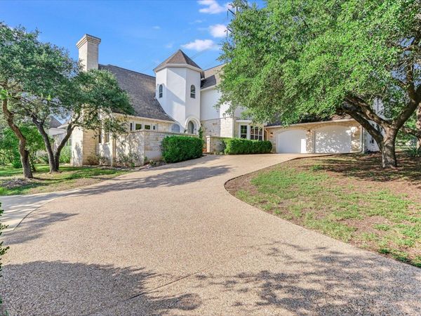 700 Furlong DR, Austin, TX 78746