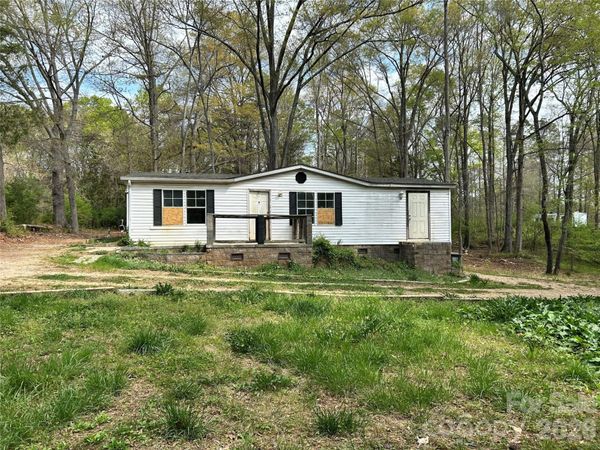 2137 Plumcrest Lane, Clover, SC 29710