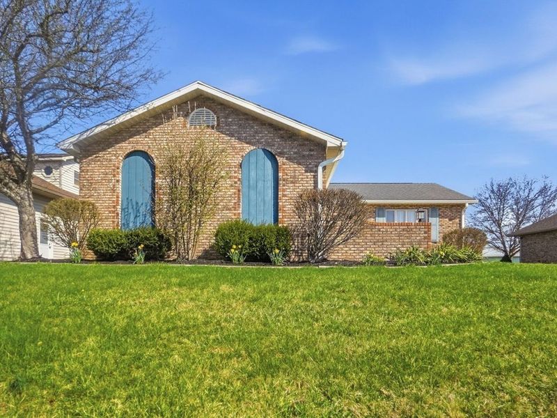 293 Mae Street , Logan, OH 43138 Photo 2