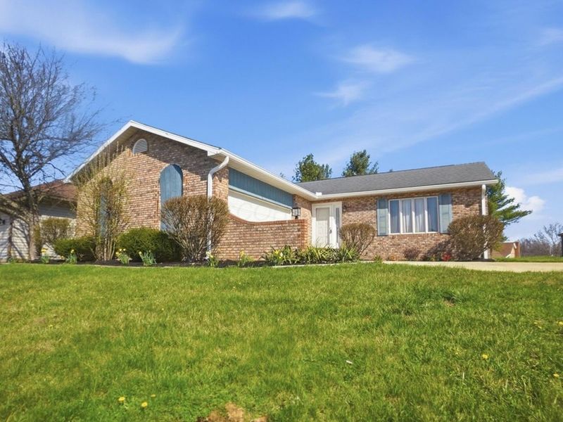 293 Mae Street , Logan, OH 43138 Photo 3