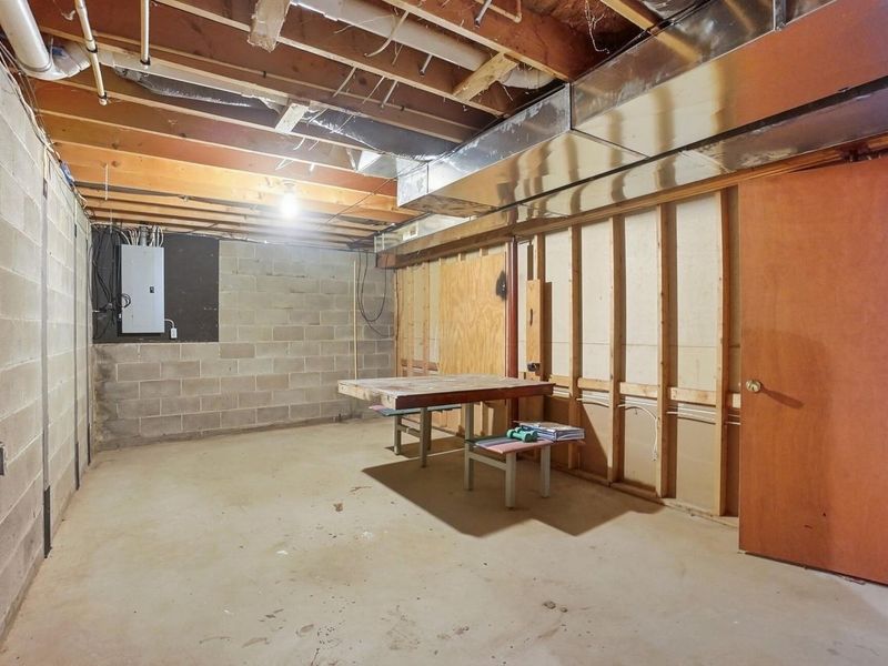 293 Mae Street , Logan, OH 43138 Photo 39