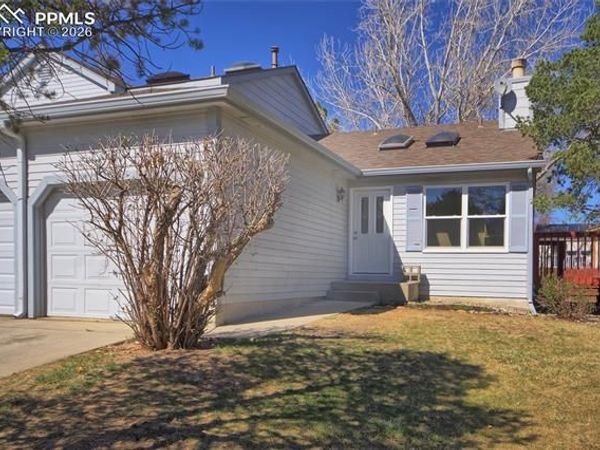 1235 Firefly Circle, Colorado Springs, CO 80916