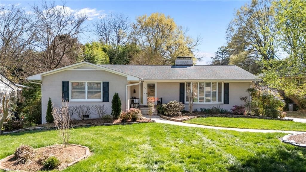 709 Overbrook Drive, High Point, NC 27262 Main Photo