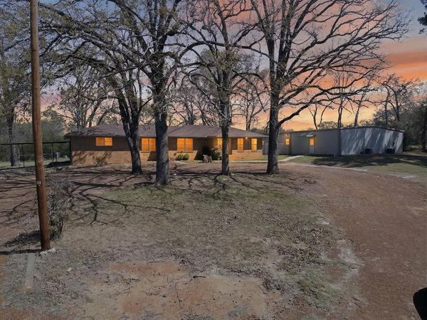 449 Us-175 , Eustace, TX 75124