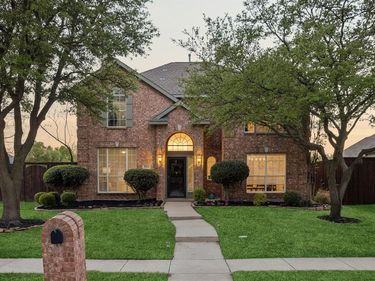 8801 Beartooth Drive, Frisco, TX 75036