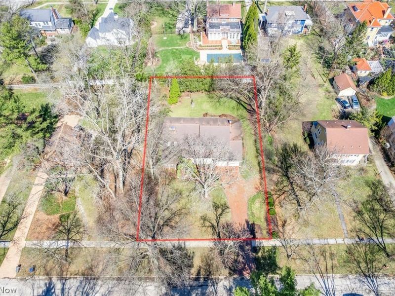 340 Edgemeer Place, Oberlin, OH 44074 Photo 3