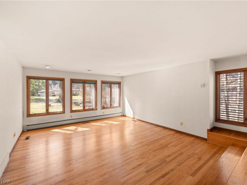 340 Edgemeer Place, Oberlin, OH 44074 Photo 9