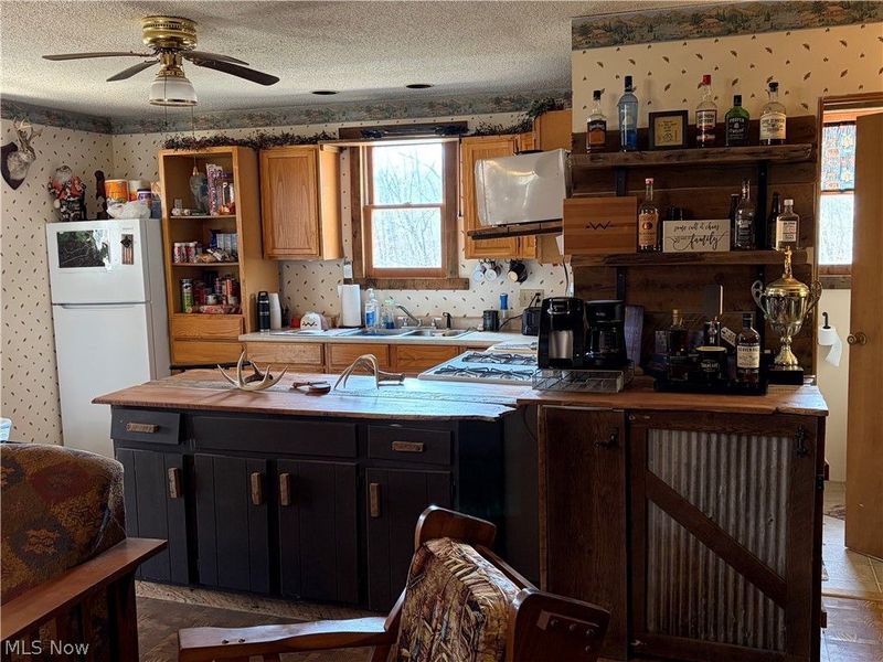 19488 Osborne Road, Salesville, OH 43778 Photo 3