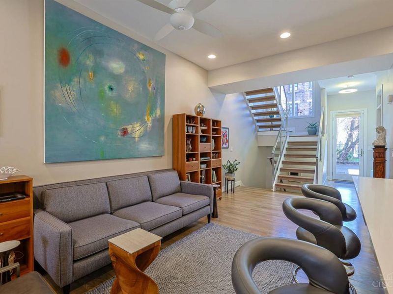 1325 Republic Street, Unit C, Cincinnati, OH 45202 Photo 9