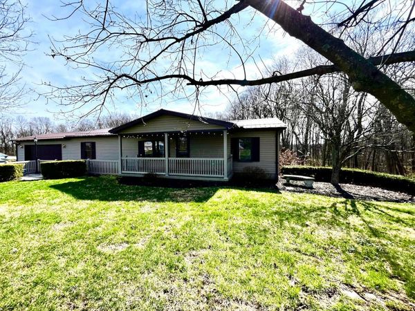 10486 State Route 28 , Frankfort, OH 45628
