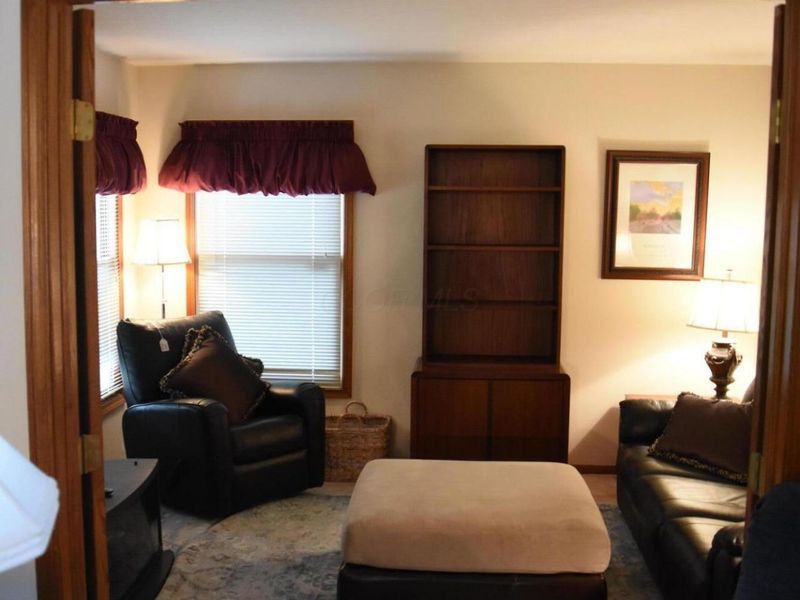 1952 Sherring Court , Reynoldsburg, OH 43068 Photo 6