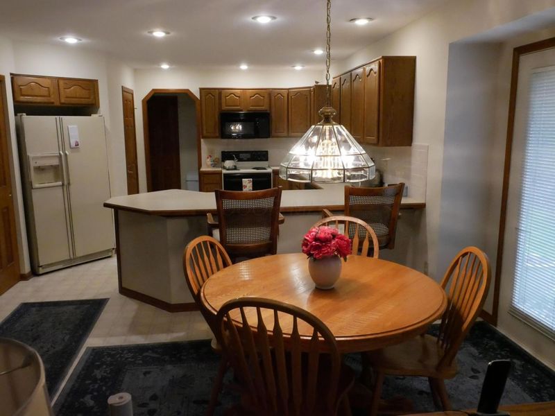 1952 Sherring Court , Reynoldsburg, OH 43068 Photo 9