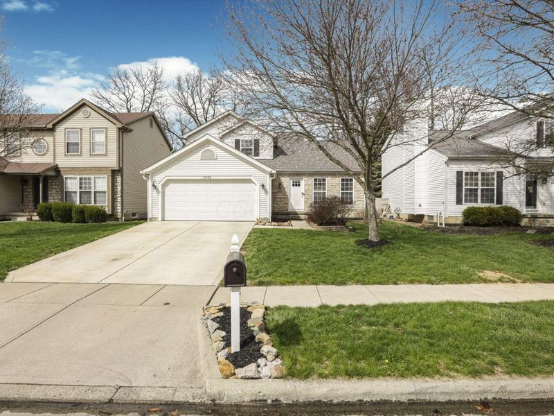 5832 Privilege Drive, Hilliard, OH 43026 Photo 3