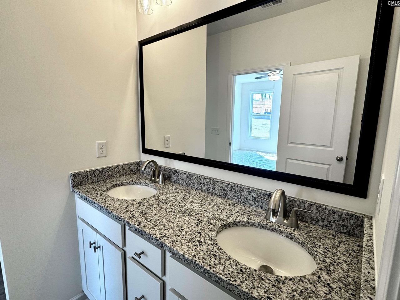 575 Griffon Drive  Photo 15