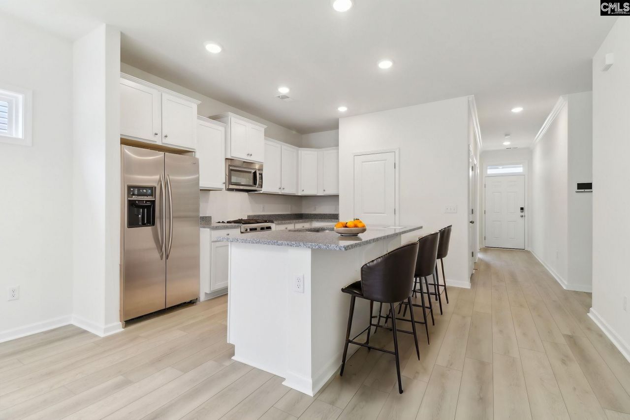 575 Griffon Drive  Photo 18