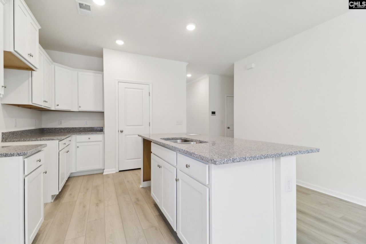 575 Griffon Drive  Photo 23