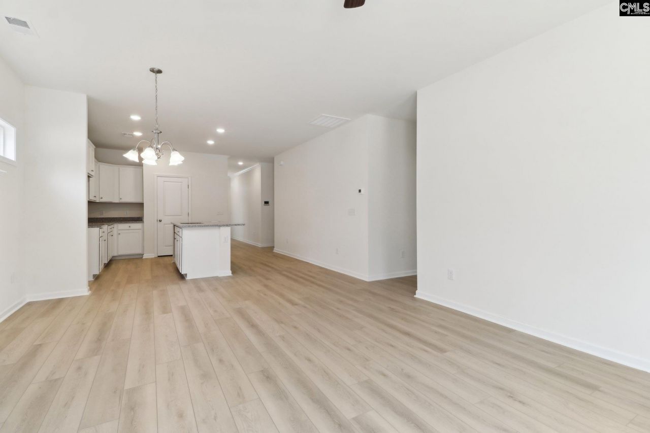 575 Griffon Drive  Photo 28