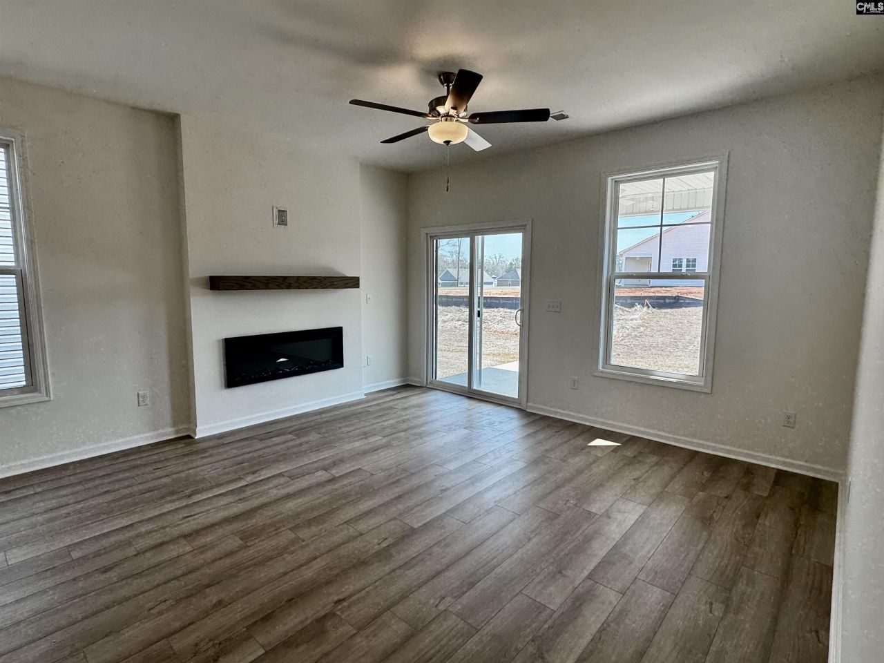 575 Griffon Drive  Photo 9