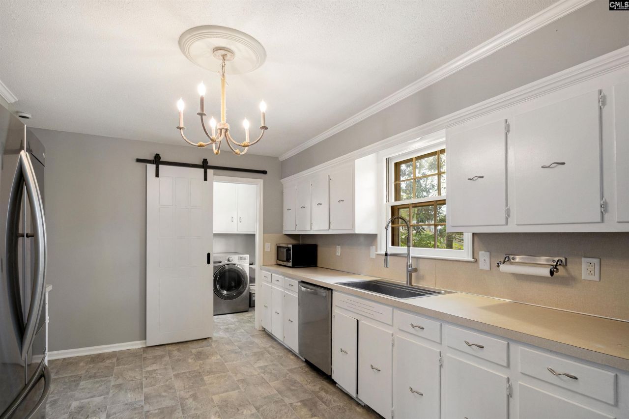 1704 Chimney Swift Lane  Photo 13