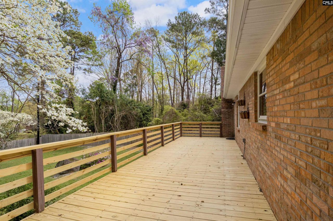 1704 Chimney Swift Lane  Photo 32