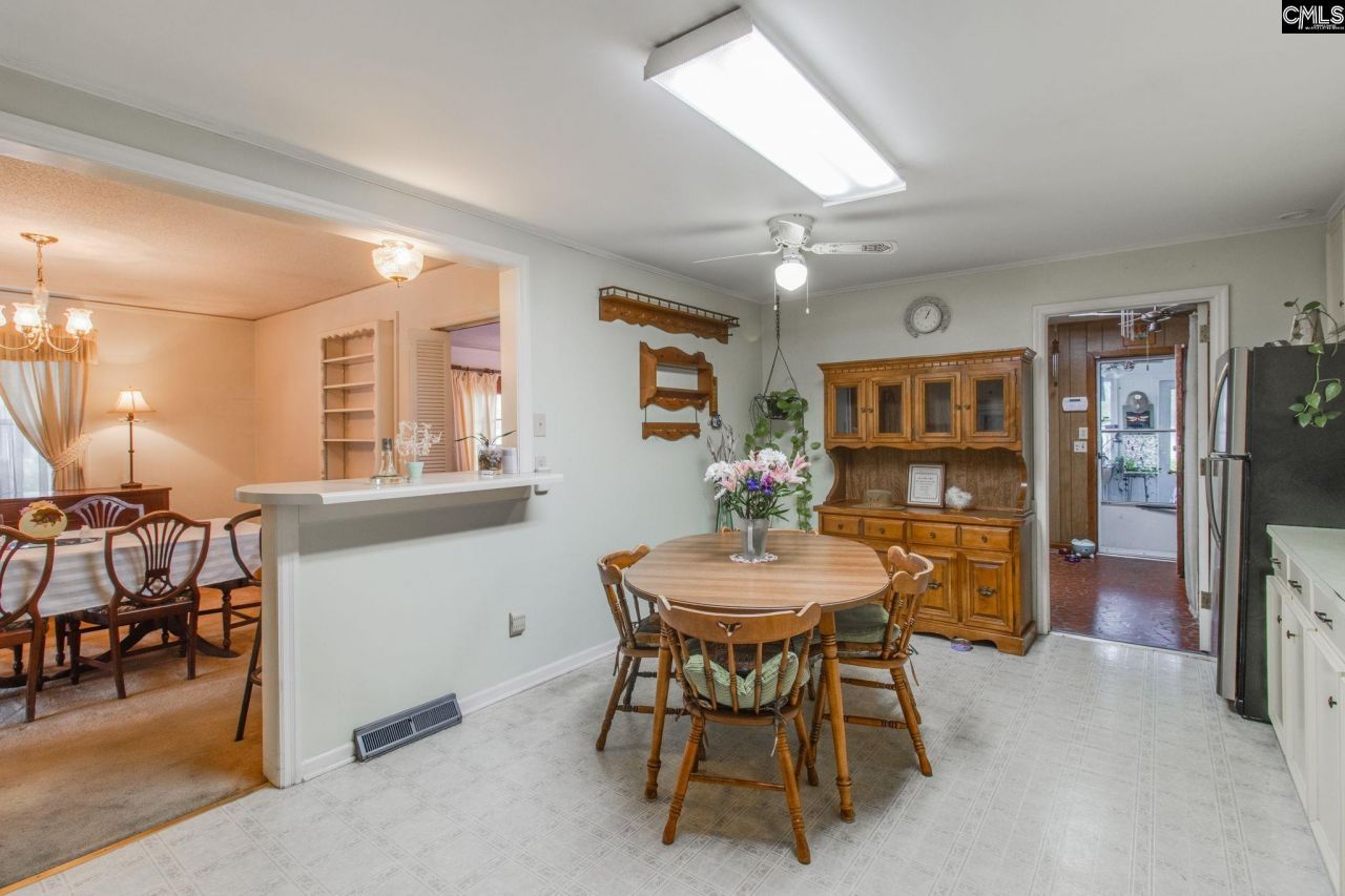 1016 Seminole Drive  Photo 16