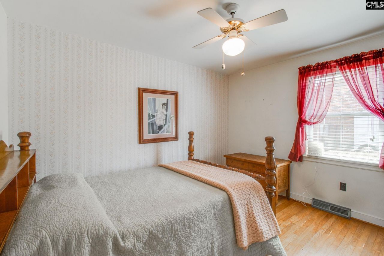 1016 Seminole Drive  Photo 22